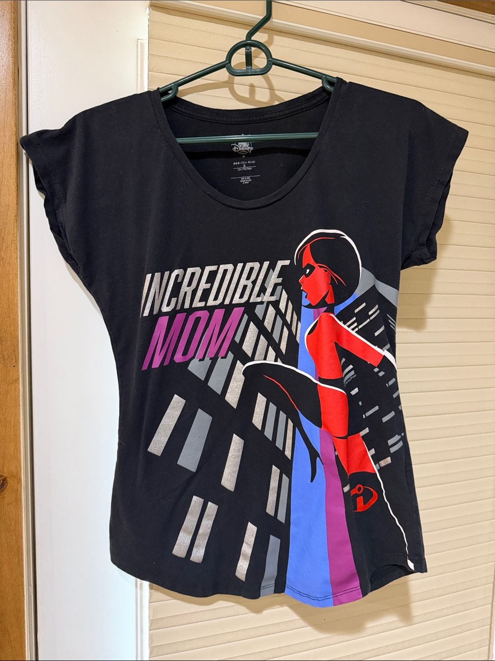 Disney Black "Incredible Mom" Graphic Tee with Red and Purple Art